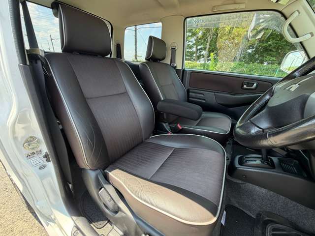 Mitsubishi Pajero Mini 12