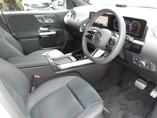 Mercedes-Benz GLA-Class 3