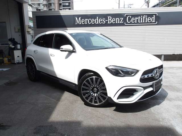 Mercedes-Benz GLA-Class 8