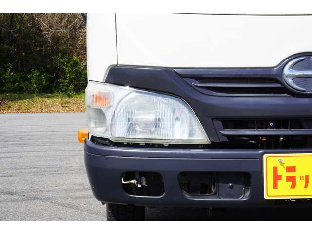 Hino Dutro 11