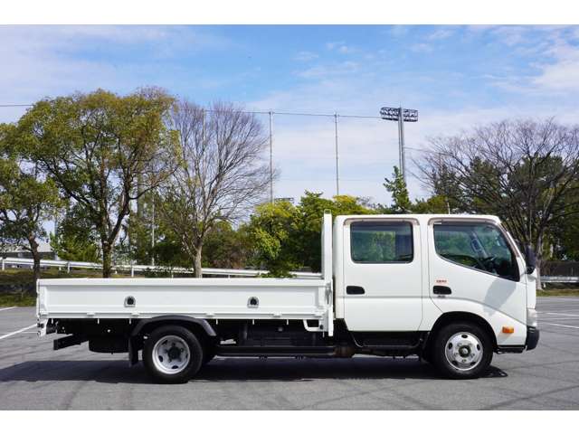 Hino Dutro 7
