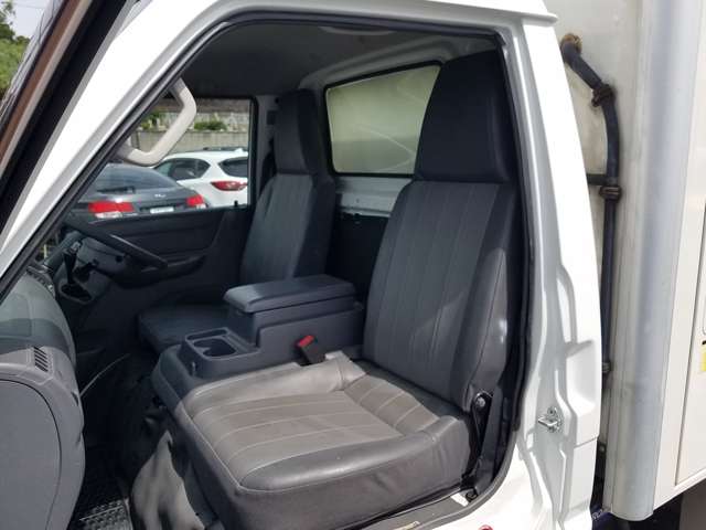 Mazda Bongo Truck 12