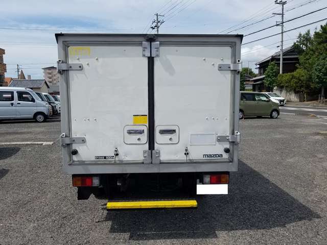 Mazda Bongo Truck 5