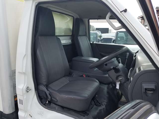 Mazda Bongo Truck 8