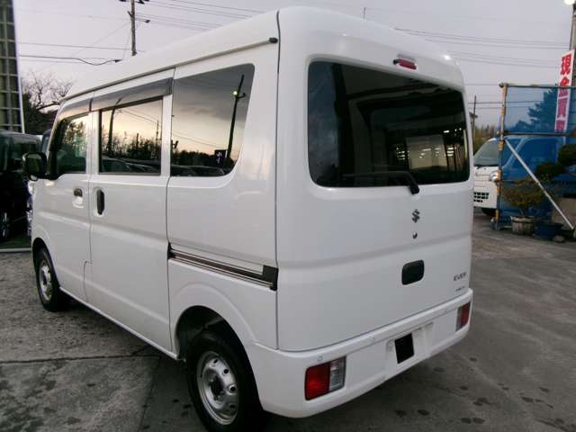 Suzuki Every 7