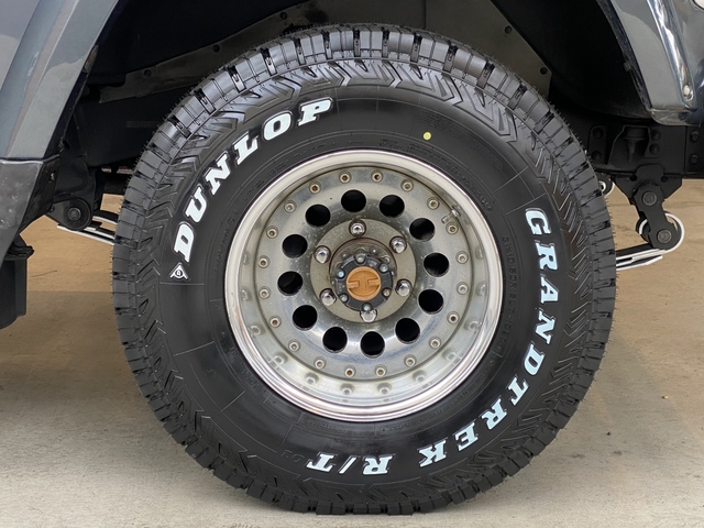 Toyota Land Cruiser 60 10