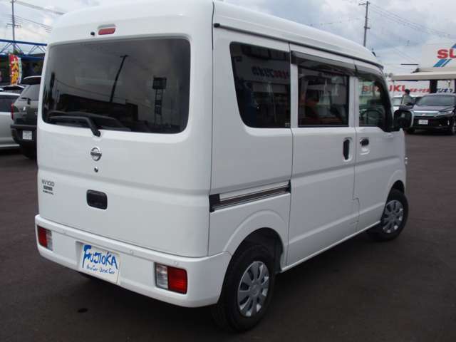 Nissan NV100 Clipper 4
