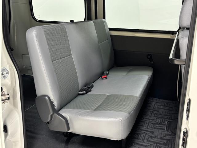 Daihatsu グランマックスカーゴ 6