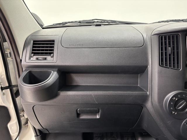 Daihatsu グランマックスカーゴ 9