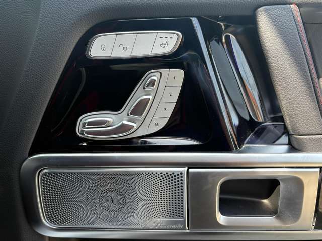 Mercedes-Benz G-Class 10