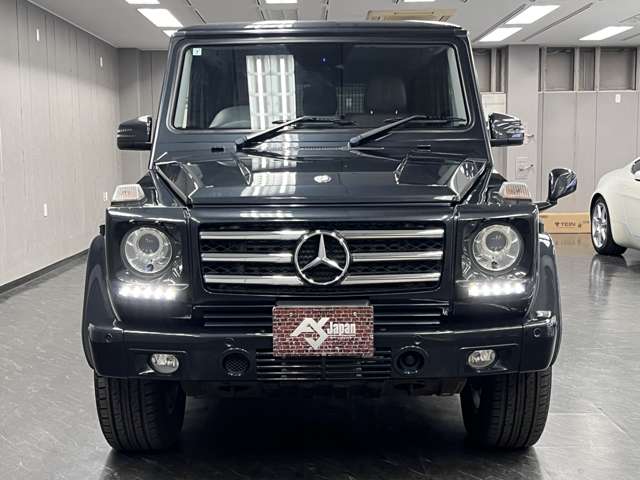 Mercedes-Benz G-Class 8