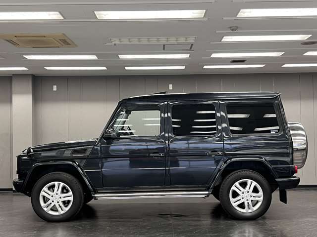 Mercedes-Benz G-Class 10