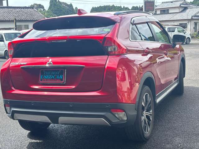 Mitsubishi Eclipse Cross 8