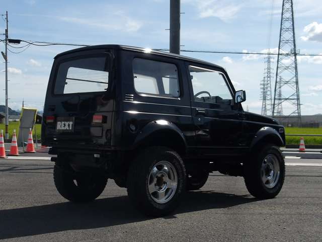 Suzuki Jimny 7