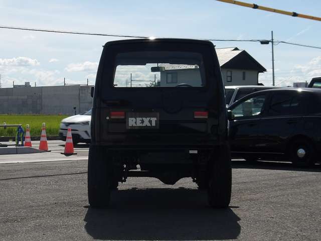 Suzuki Jimny 8