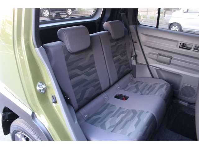 Daihatsu Taft 8