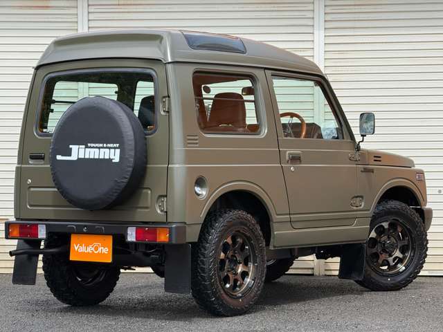 Suzuki Jimny 12