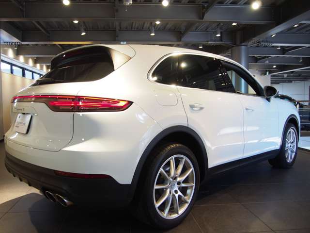 Porsche Cayenne 9