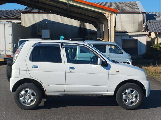 Daihatsu Terios Kid 10