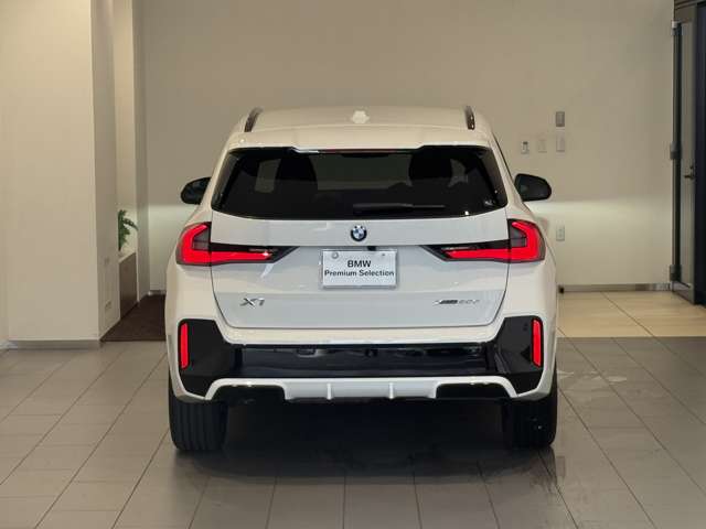BMW X1 6