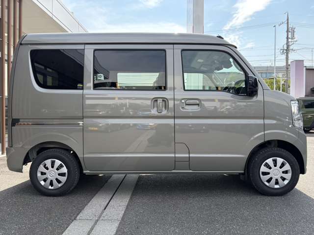 Suzuki Every 12