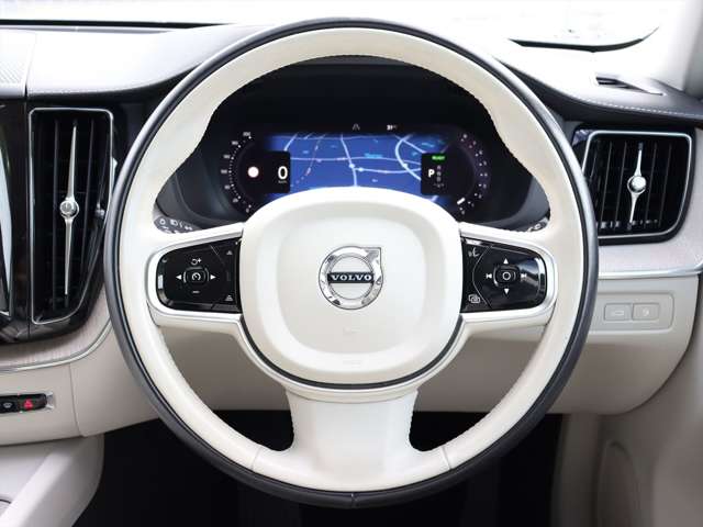 Volvo XC60 5
