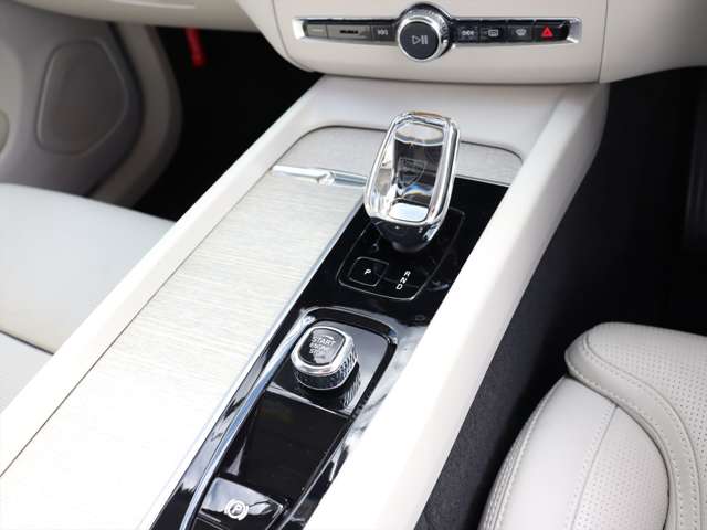 Volvo XC60 7