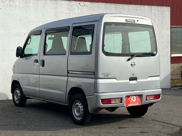 Nissan NV100 Clipper 11