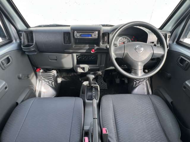 Nissan NV100 Clipper 5
