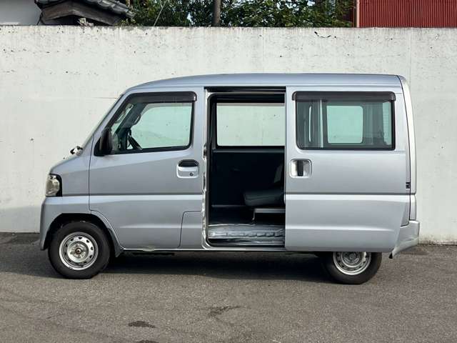 Nissan NV100 Clipper 9