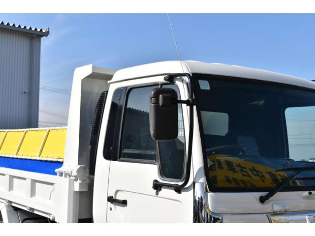 UD Trucks Condor 8