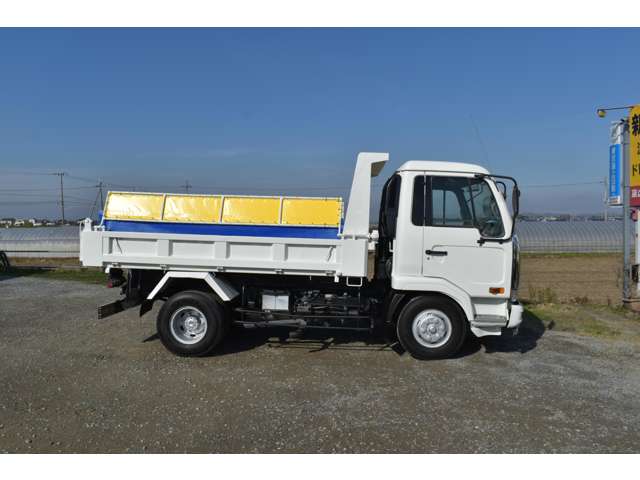 UD Trucks Condor 10