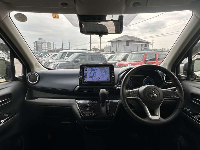 Mitsubishi eK X 6