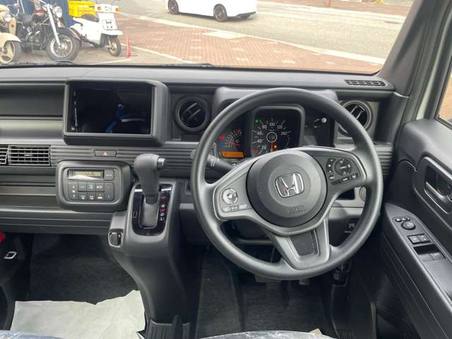 Honda N-VAN 4