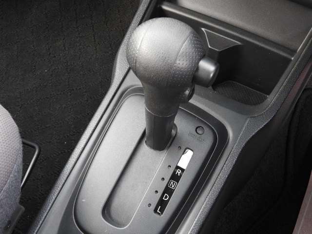 Nissan NV150 AD 11