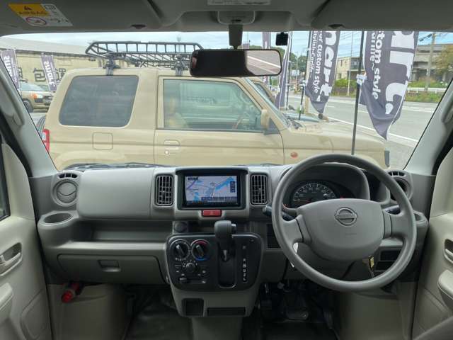 Nissan NV100 Clipper 13
