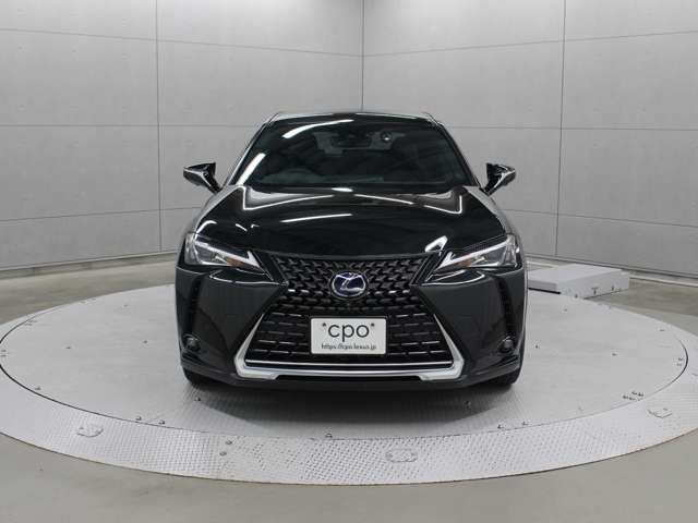 Lexus UX 5