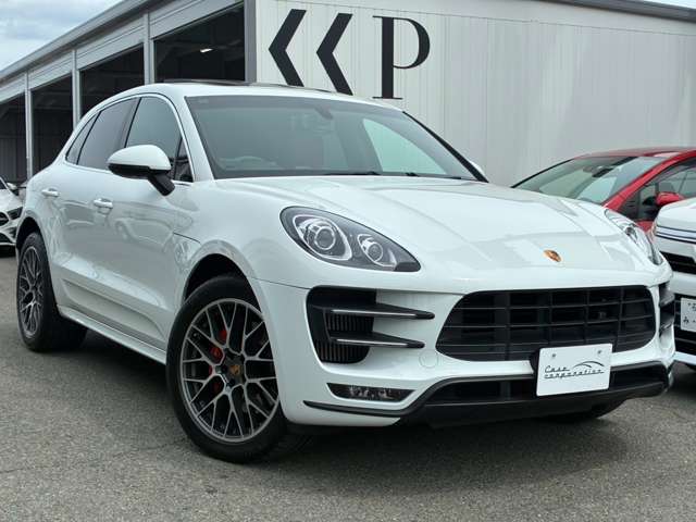 Porsche Macan 11
