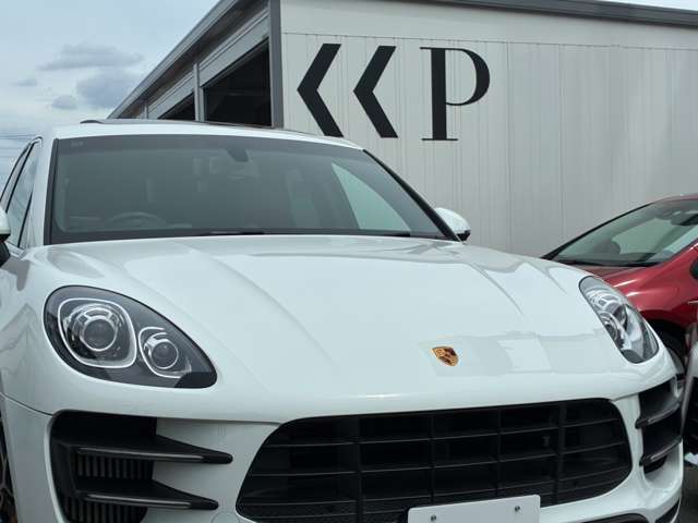 Porsche Macan 12