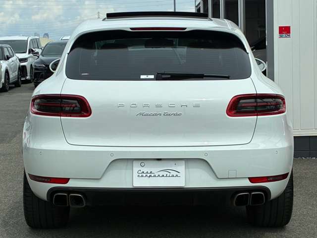 Porsche Macan 9