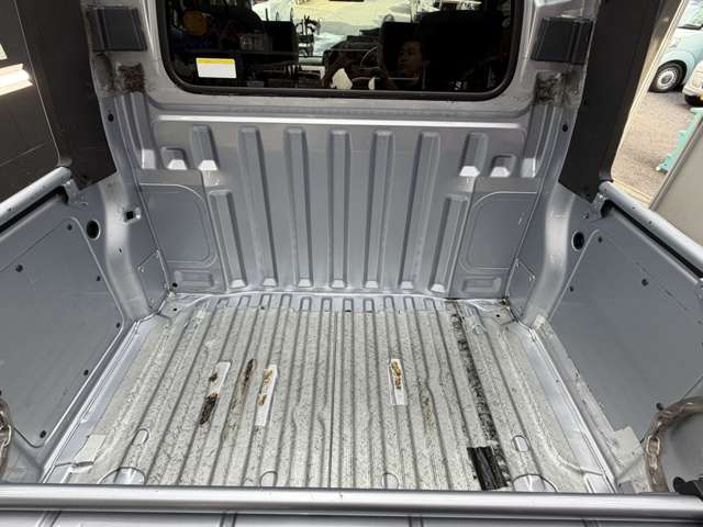 Daihatsu Hijet Deck Van 9