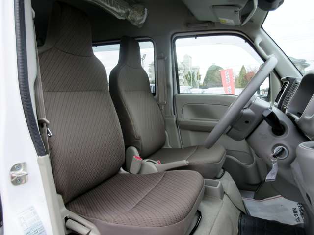 Mitsubishi Minicab Van 8