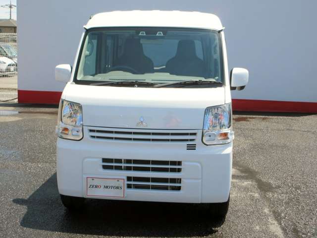 Mitsubishi Minicab Van 10