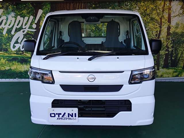 Nissan Clipper Truck 4