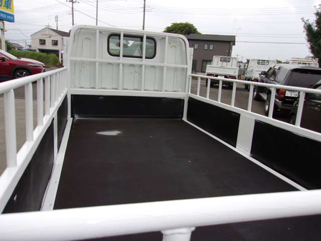Mitsubishi Fuso Canter 7