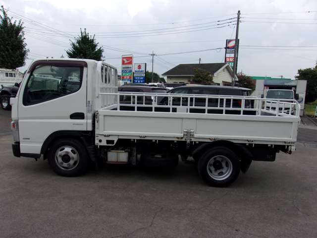 Mitsubishi Fuso Canter 9