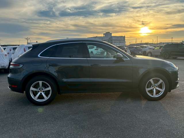 Porsche Macan 6
