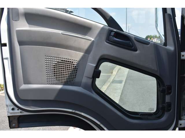 Isuzu Forward 12