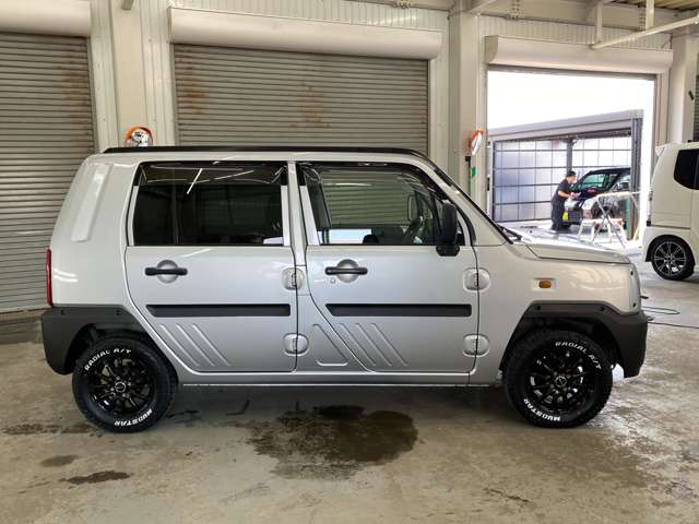 Daihatsu ネイキッド 6