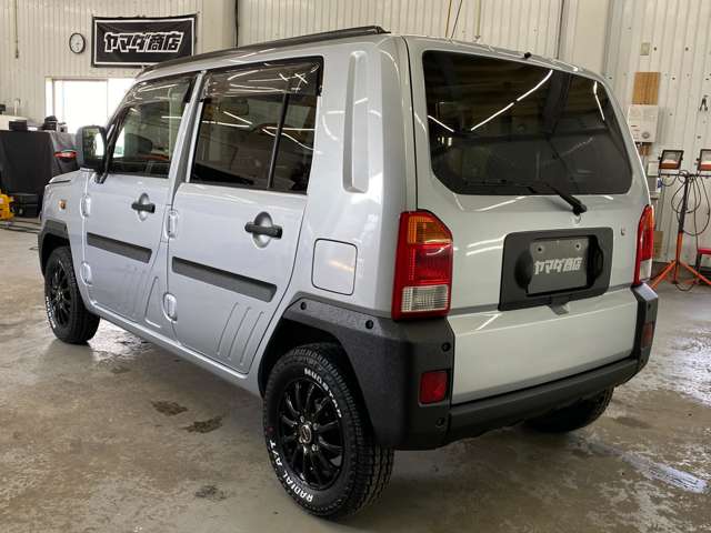 Daihatsu ネイキッド 9